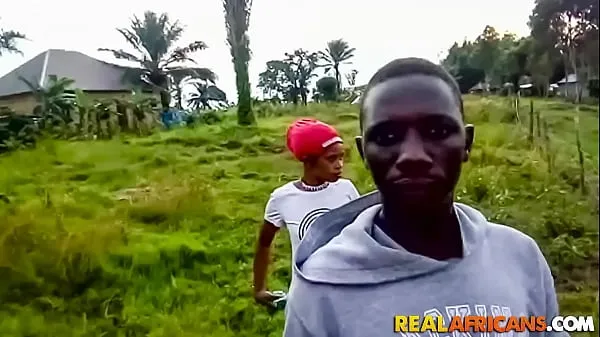 Μεγάλος African Amateur Teen Couple Having a Quick Hard Fuck θερμός σωλήνας
