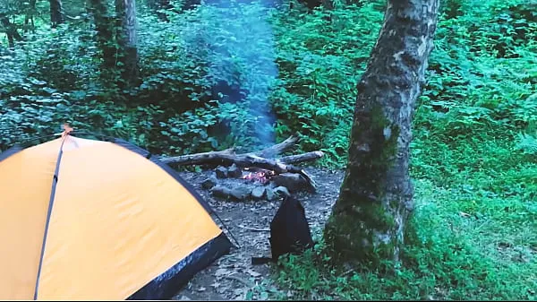 Duża Teen sex in the forest, in a tent. REAL VIDEO ciepła tuba