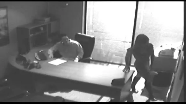 ใหญ่ Office Tryst Gets Caught On CCTV And Leaked ท่ออุ่น