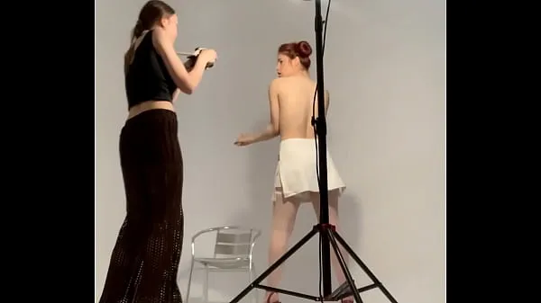 Grande Hot photo shoot with redhead RitaFox tubo quente