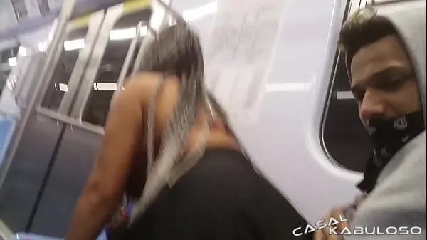 Grande Taking a quickie inside the subway - Caah Kabulosa - Vinny Kabuloso tubo quente