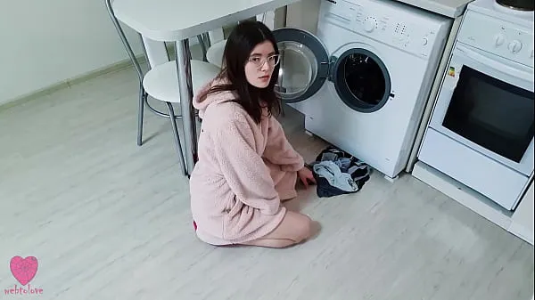 Big My girlfriend was NOT stuck in the washing machine and caught me when I wanted to fuck her pussy warm Tube