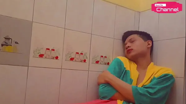 Grote Hot Asian Teen - Porn Star Model Hansel Thio Naps In Bathroom P1 warme buis