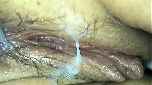 बड़ी Sperm coming out of wife's cunt after I fucked गर्म ट्यूब