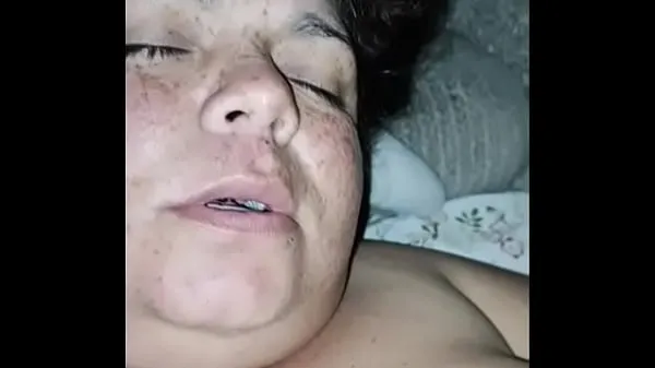 Big Wife comes while they open her anus warm Tube