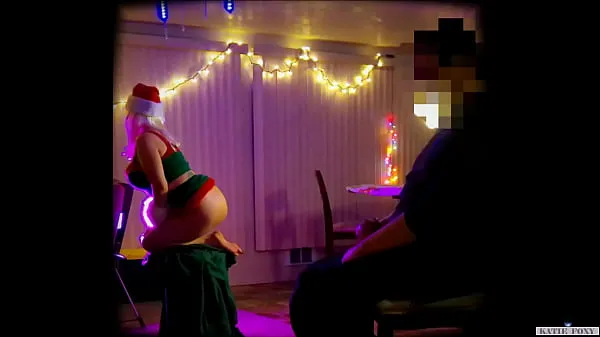 Stort BUSTY, BABE, MILF, Naughty elf on the shelf, Little elf girl gets ass and pussy fucked hard, CHRISTMAS varmt rør
