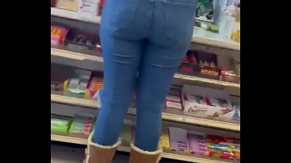 Grote Big ass in jeans warme buis