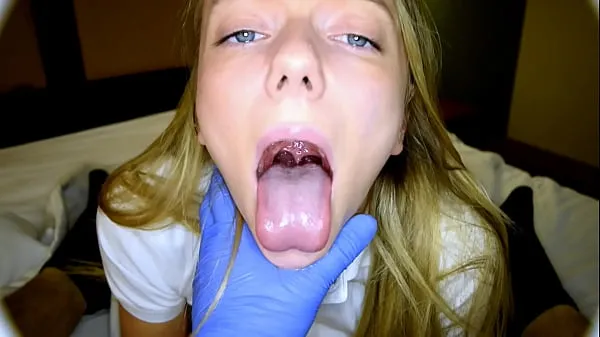 Duża Teenager Molly Mae swallows old man's cum "I'm only nineteen. I don't know a whole lot about the word...Do you like using this little white girl like a piece of meat ciepła tuba