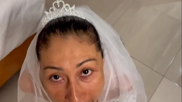 Back From The Church, The Bride Asks If You Would Give Her A Facial, She Loves أنبوب دافئ كبير