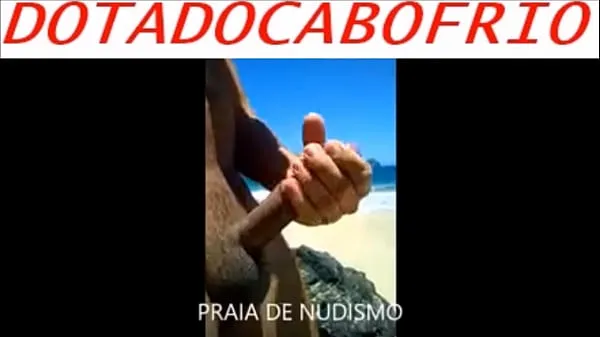 1 COUPLE WHO WAS ON MY SIDE ON THE NUDISM BEACH IN CABO FRIO ASKED ME TO FUCK UP BECAUSE THE WIFE WANTED TO SEE Tabung hangat yang besar