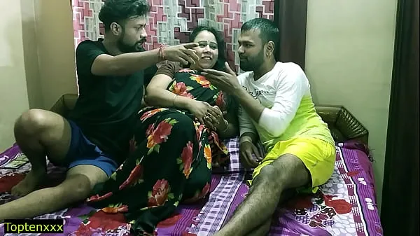 Suuri Indian hot randi bhabhi fucking with two devor !! Amazing hot threesome sex lämmin putki
