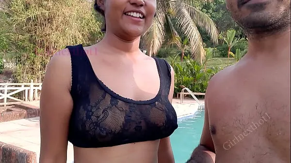 큰 Indian Wife Fucked by Ex Boyfriend at Luxurious Resort - Outdoor Sex Fun at Swimming Pool 따뜻한 튜브