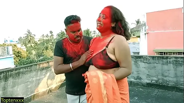 Lucky 18yrs Tamil boy hardcore sex with two Milf Bhabhi!! Best amateur threesome sex Tiub hangat besar