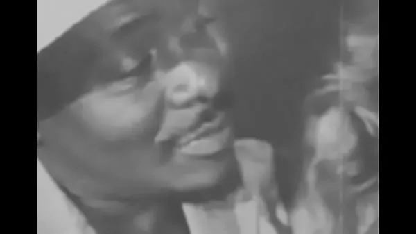 Suuri Old Video BBC Interracial Woman Vintage Delivery lämmin putki