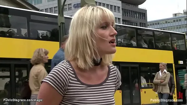 Blonde group anal fucked in public Tiub hangat besar