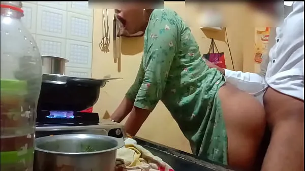 Nagy Indian sexy wife got fucked while cooking meleg cső