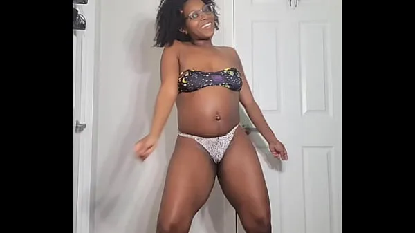 Big Belly Sexy Dance Ebony Tabung hangat yang besar