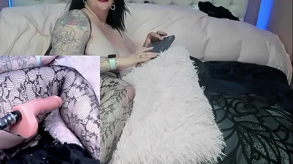 Μεγάλος getting fucked by a machine in doggystyle, sexy milf Lana Licious takes all 9 inches of fuck machine on cam show θερμός σωλήνας
