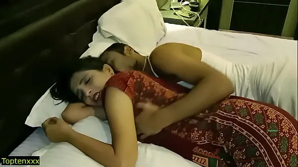 Stort Indian hot beautiful girls first honeymoon sex!! Amazing XXX hardcore sex varmt rör