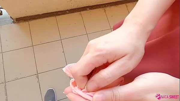 Stort Sexy neighbor in public place wanted to get my cum on her panties. Risky handjob and blowjob - Active by Nata Sweet varmt rør