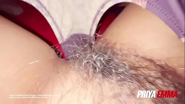Duża Indian Aunty with Big Boobs spreading her legs to show Hairy Pussy Homemade Indian Porn XXX Video ciepła tuba