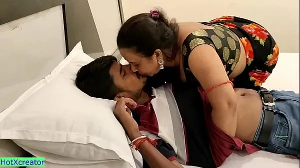 Stort Bengali bhabhi hot amazing XXX sex for rupee!! with clear dirty audio varmt rør