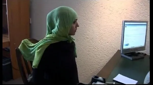 Moroccan slut Jamila tried lesbian sex with dutch girl(Arabic subtitle Tiub hangat besar