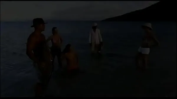 큰 Deniska and Mia Spend Time on a Boat in the Indian Ocean Having Sex 따뜻한 튜브