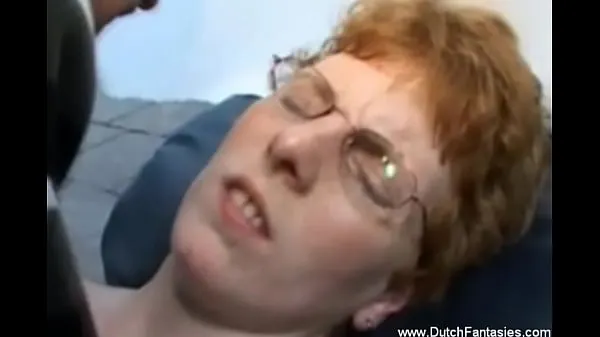 Grote Ugly Dutch Redhead Teacher With Glasses Fucked By Student warme buis
