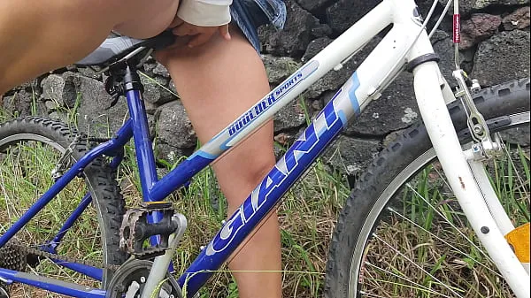Big Student Girl Riding Bicycle&Masturbating On It After Classes In Public Park warm Tube