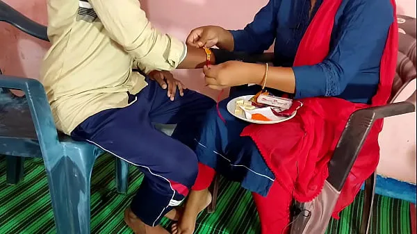 Ống ấm áp Rakshabandhan 2022 : Indian XXX Didi asked for a big cock for her pussy as a gift from her lớn