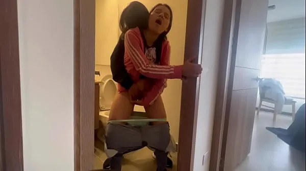 Duża My friend leaves me alone at the hot aunt's house and we fuck in the bathroom ciepła tuba