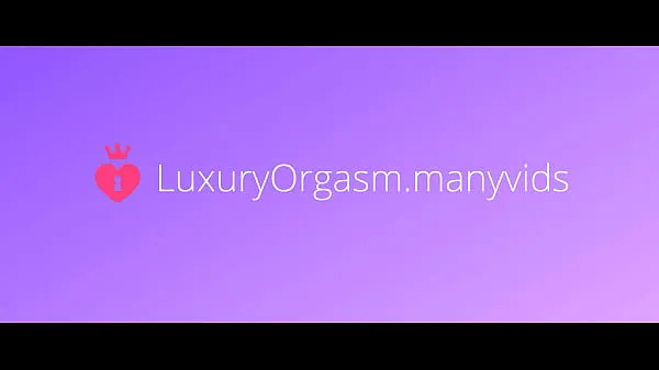 After a hard day's work, multiple orgasms are needed. Moans. Pink pussy - LuxuryOrgasm أنبوب دافئ كبير