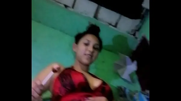 The neighbor found me masturbating with a hottie and let me record it... I came very rich Tabung hangat yang besar