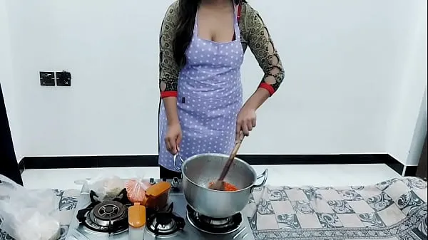 Stort Indian Housewife Anal Sex In Kitchen While She Is Cooking With Clear Hindi Audio varmt rør