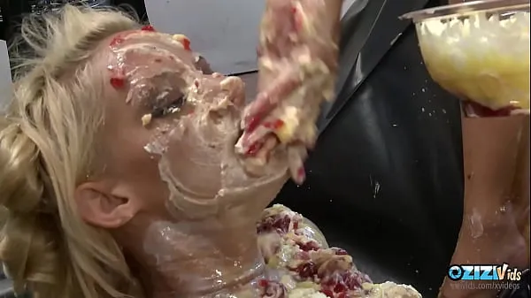 Big Kinky blonde girl gets her sexy body covered in food warm Tube