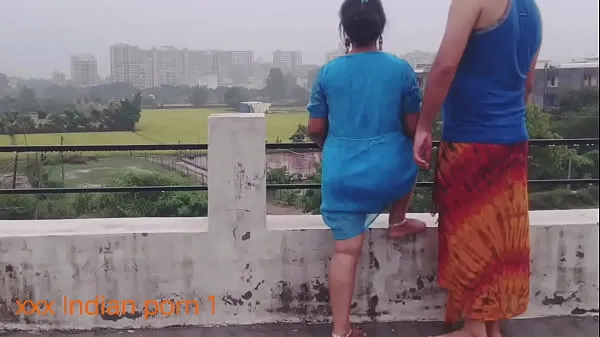 Velká Gorgeous Boobs Indian Bhabhi XXX Fuck After Rain Bath full Scene teplá trubice
