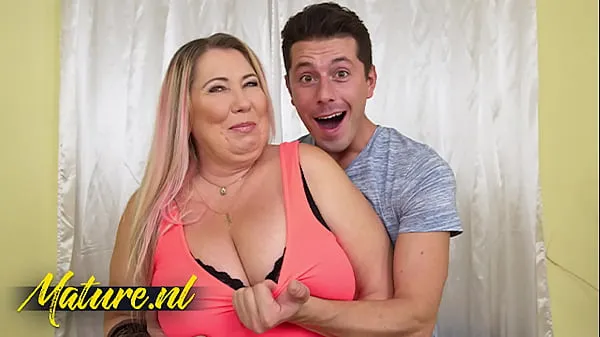 Velká BBW MILF With Huge Natural Tits Gets Fucked By Her Horny Neighbor teplá trubice