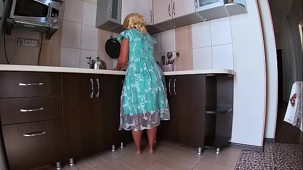 Veľká Peeping under the skirt of a mature housewife and anal sex in a big ass teplá trubica