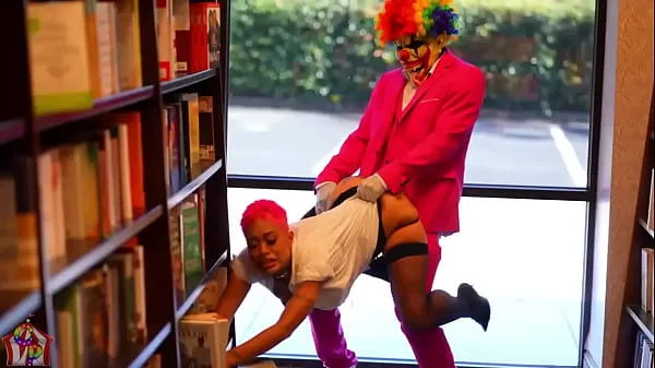 Ống ấm áp Jasamine Banks Gets Horny While Working At Barnes & Noble and Fucks Her Favorite Customer lớn