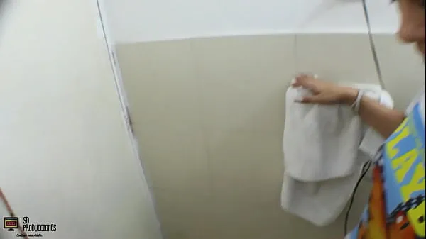 大I find my stepbrother masturbating in the bathroom and I help him finish his handjob CUM-BUTTOCKS PART 1暖管