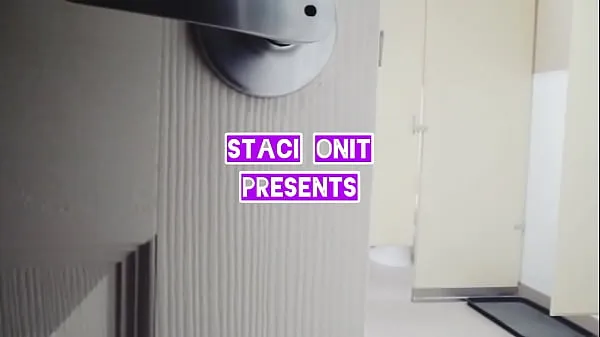 بڑی Staci Onit Bathroom Trouble گرم ٹیوب