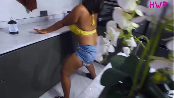 Velká Hot big boobs student is still horny in the kitchen after fucking her stepbrother in the bedroom before going to prepare him a nice meal teplá trubice