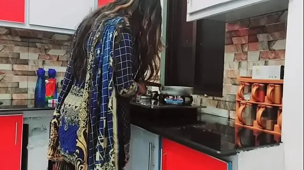 Stort Indian Stepmom Fucked In Kitchen By Husband,s Friend varmt rør
