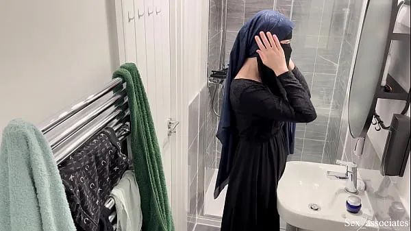 Big I caught gorgeous arab girl in niqab mastutbating in the bathroom warm Tube