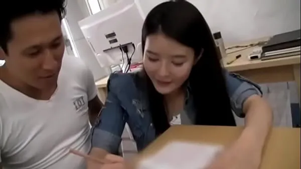 Stort Korean Teacher and Japanese Student varmt rør