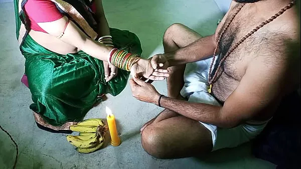 Velika Hypocrite Tantrik baba fucks his devotee after worship! Hindi dirty talk topla cev