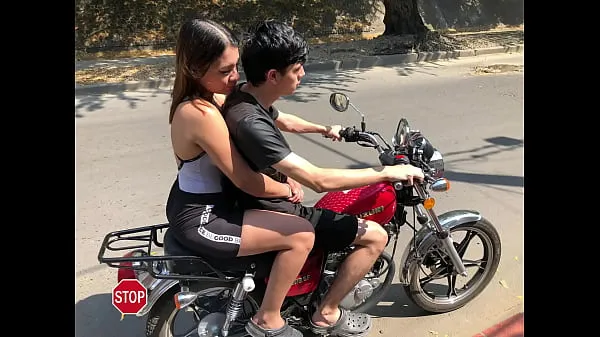 I TAKE MY LATIN STEPMOM TO COLOMBIA ON THE MOTORCYCLE TO HAVE SEX AND CHECKS MY STEPFATHER HORNY FAMILY PORN IN SPANISH Tabung hangat yang besar