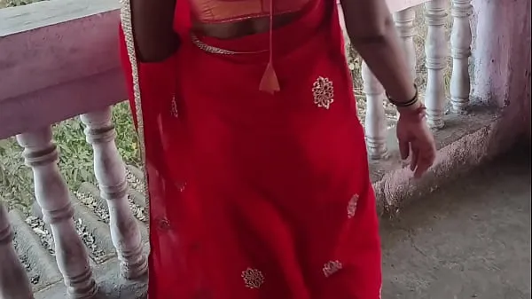 Seeing step sister's red saree, step brother could not control his penis and fucked her أنبوب دافئ كبير