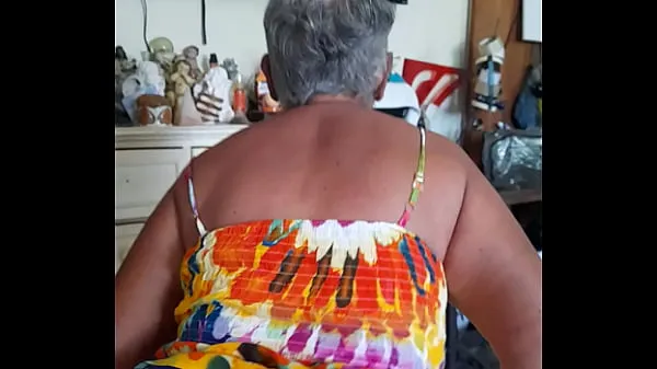 ใหญ่ Fucking a 72years old granny ท่ออุ่น